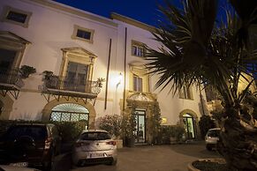 Palazzo Brunaccini Boutique Hotel
