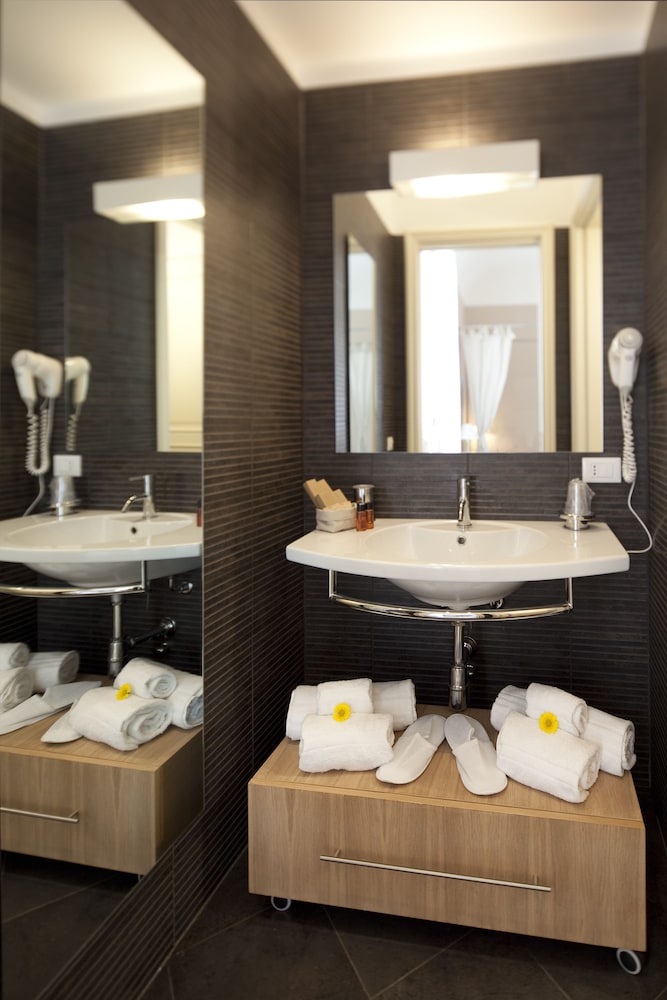 Palazzo Brunaccini Boutique Hotel