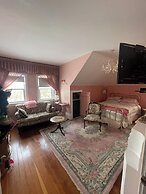 Wakamow Heights Bed & Breakfast