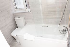 Gidea Park Hotel
