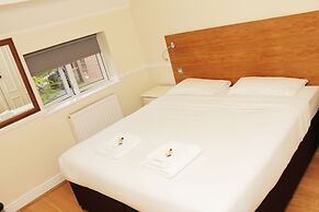 Gidea Park Hotel
