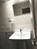 Gidea Park Hotel