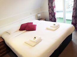 Gidea Park Hotel