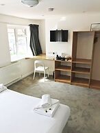 Gidea Park Hotel