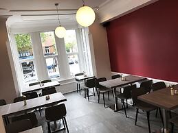 Gidea Park Hotel