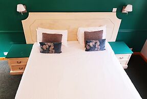 The White Horse Inn