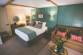Bayards Cove Inn