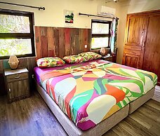 Linareva Moorea Beach Resort