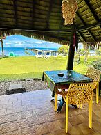 Linareva Moorea Beach Resort