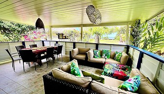 Linareva Moorea Beach Resort