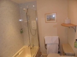 Cairn Hotel