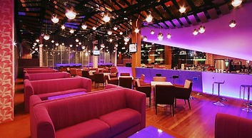 Courtyard Hotel @ 1Borneo