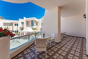 Flamingo Suites Boutique Hotel
