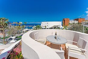 Flamingo Suites Boutique Hotel