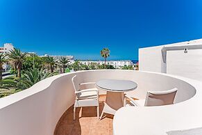 Flamingo Suites Boutique Hotel
