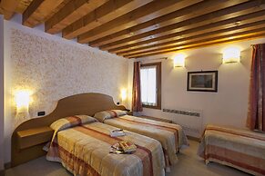 Albergo Antica Corte Marchesini
