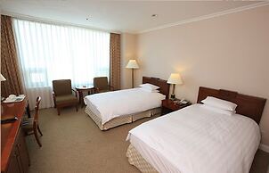 High1 Palace Hotel & CC