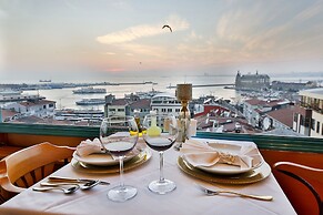 Sidonya Hotel