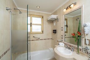 Hotel Intersur Recoleta
