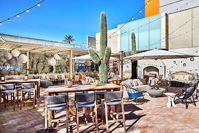 The Westin Phoenix Downtown