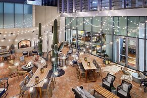 The Westin Phoenix Downtown