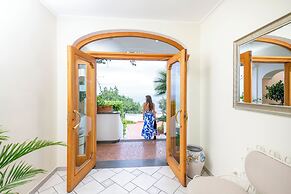 Hotel Villa Ireos