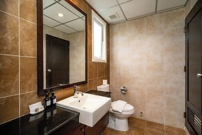 Ratana Hotel Chalong