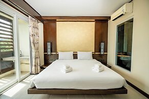 Ratana Hotel Chalong