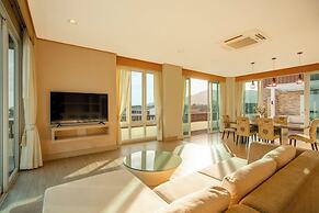Ratana Hotel Chalong