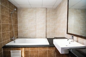 Ratana Hotel Chalong