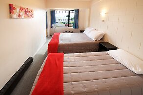Ambassador Thermal Motel
