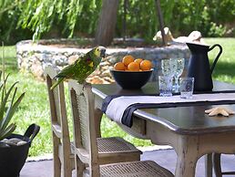 SunVillage Boutique Hotel