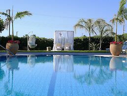 SunVillage Boutique Hotel
