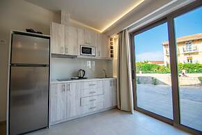 Paradise Apartments