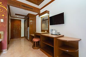 Memory Karon Resort