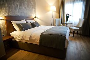 Mira Otel Alsancak