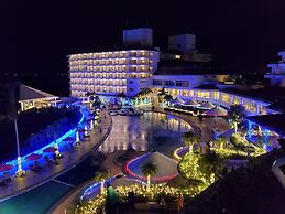 Okinawa Kariyushi Beach Resort Ocean Spa