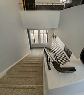 Hotel Amigo Suites