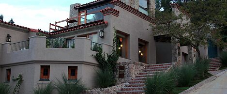 Kkala Boutique Hotel