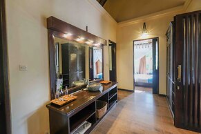Amertha Bali Villas Beach Front Resort and Spa