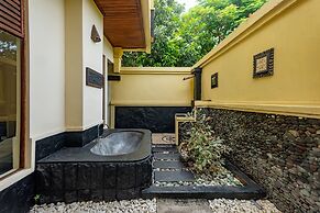 Amertha Bali Villas Beach Front Resort and Spa