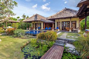 Amertha Bali Villas Beach Front Resort and Spa