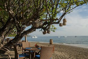 Amertha Bali Villas Beach Front Resort and Spa