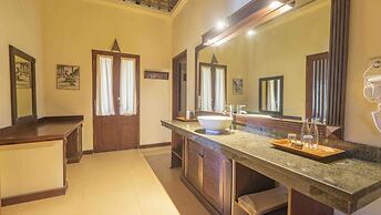 Amertha Bali Villas Beach Front Resort and Spa
