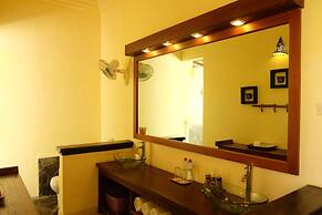Amertha Bali Villas Beach Front Resort and Spa