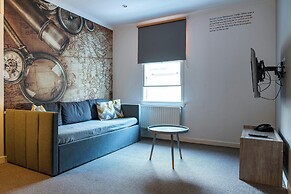 Stewart by Heeton Concept