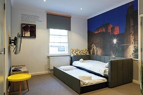 Stewart by Heeton Concept