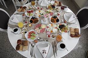 Marmaray Hotel