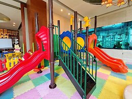 Intercontinental Wuxi by IHG