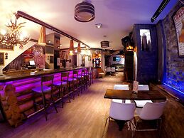 M Montreal - Hostel